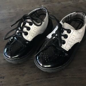 Black and white oxfords